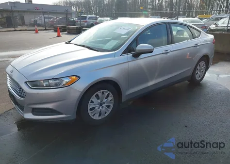 2013 Ford Fusion S z USA, uszkodzony, nr VIN 3FA6P0G7XDR249538